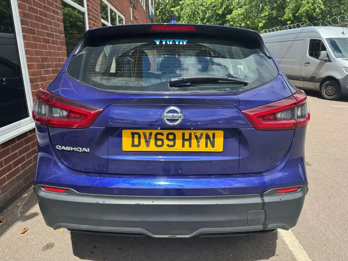 Used Nissan Qashqai Acenta Premium 140 HP (102 kW) 2019 Blue SUV