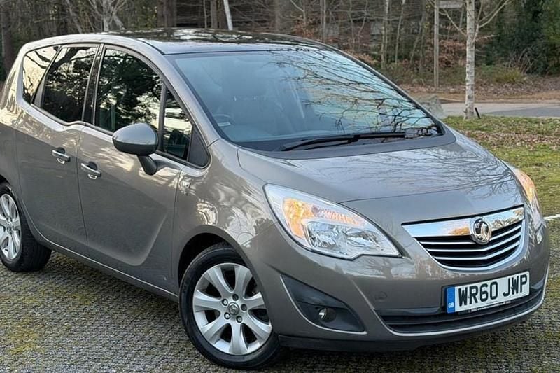Used Vauxhall Meriva 100 HP (73 kW) 2010 Brown MPV