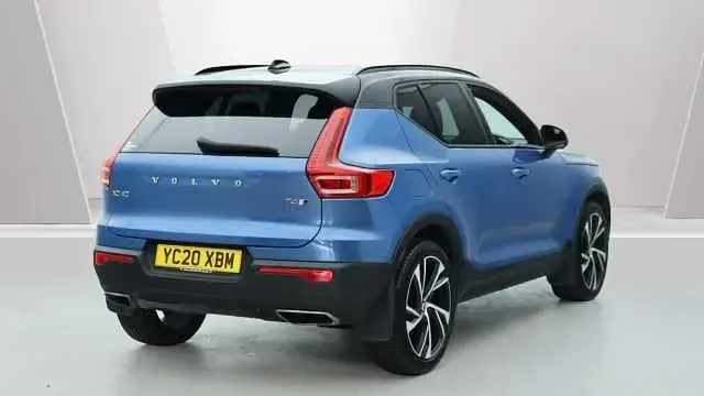 Used Volvo XC40 R-Design 190 HP (139 kW) 2020 SUV