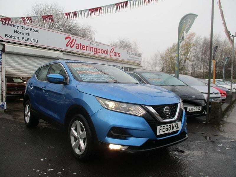 Blue Used 2018 Nissan Qashqai Acenta Premium SUV | £8,995 (Super price) - Image 1/4