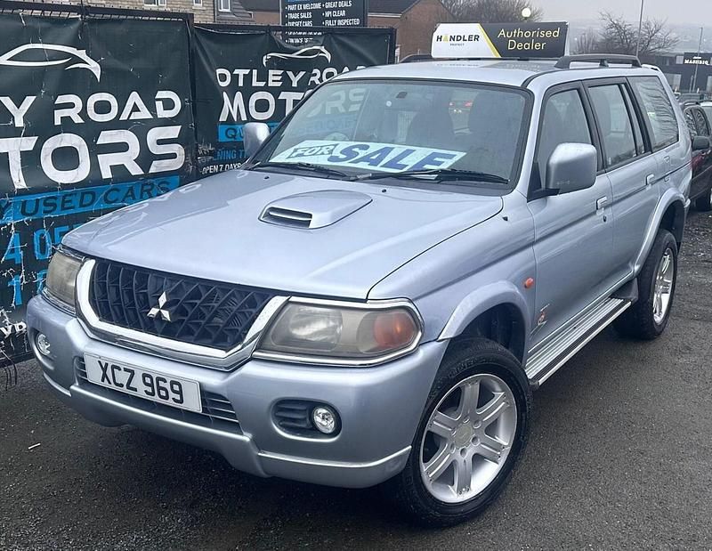 Used Mitsubishi Shogun Warrior 2004 Silver SUV
