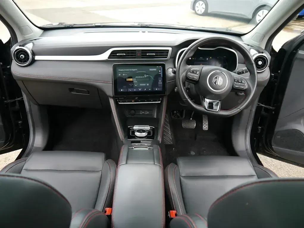 Used MG ZS Trophy 114 kW (156 HP) 2023 Black SUV