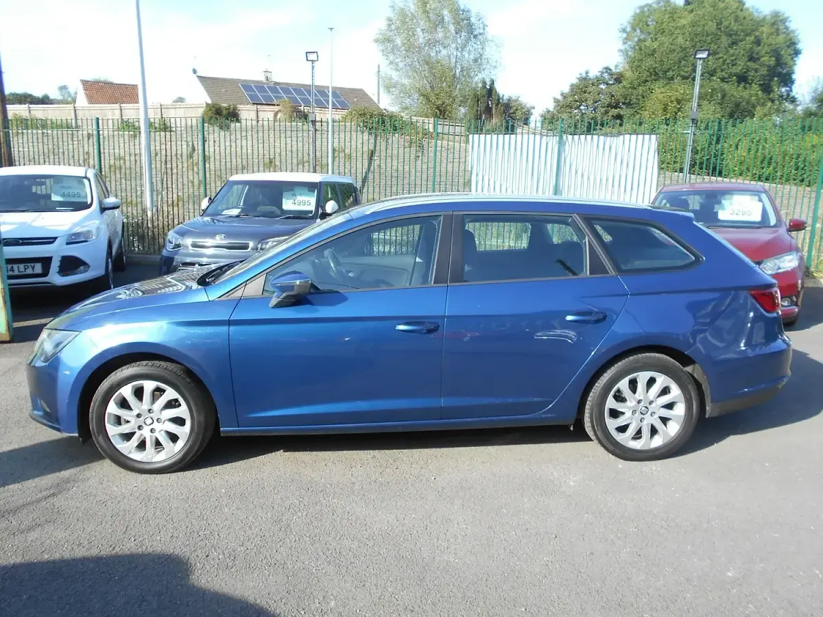 Used Seat Leon SE 2014 Blue Estate