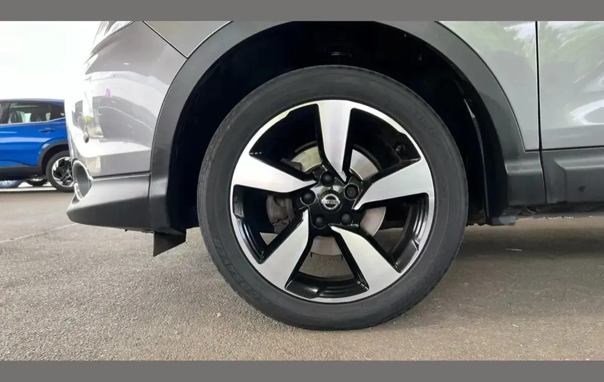 Used Nissan Qashqai N-Connecta 115 HP (84 kW) 2017 Other SUV