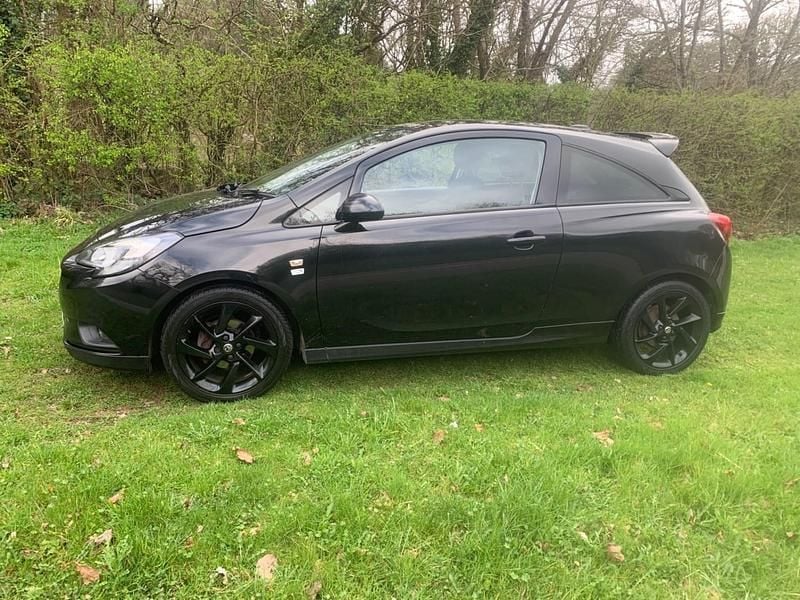 Used Vauxhall Corsa Edition 75 HP (55 kW) 2017 Black Hatchback