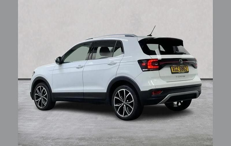 Used VW T-Cross SEL 110 HP (80 kW) 2022 White SUV