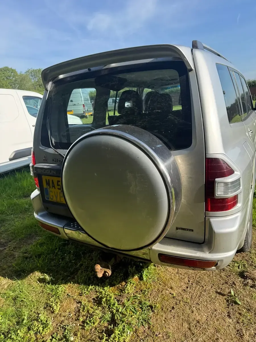Used Mitsubishi Shogun 2002 Silver SUV