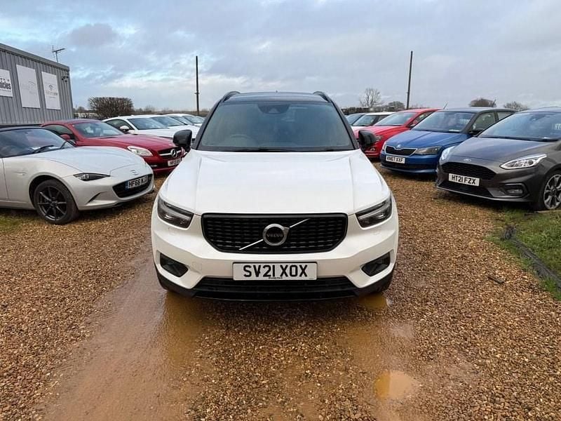 Used Volvo XC40 R-Design 2021 White SUV