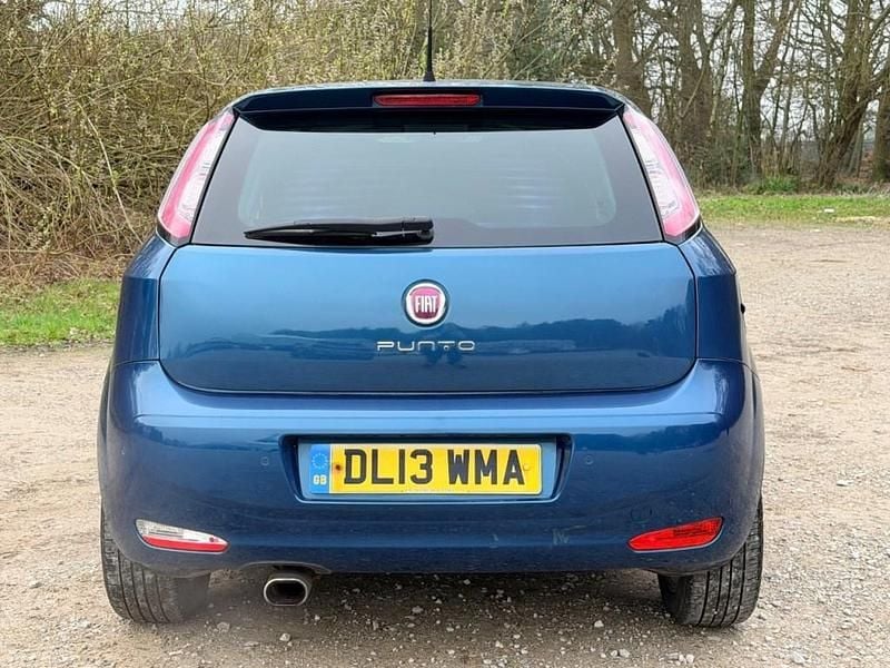 Used Fiat Punto 77 HP (56 kW) 2013 Blue Hatchback