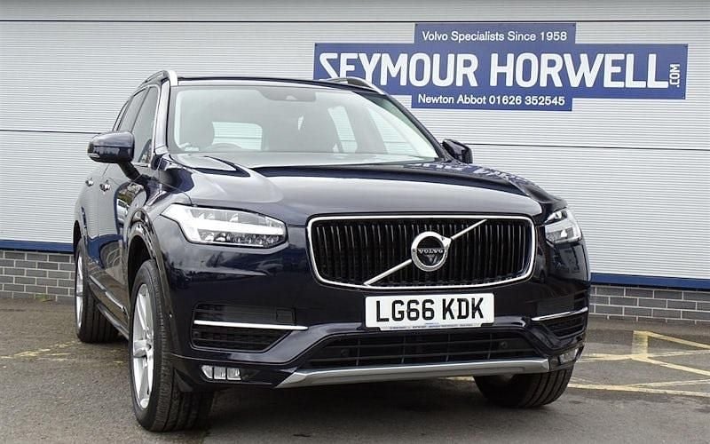 Usado Volvo XC90 Momentum 235 HP (172 kW) 2019 SUV