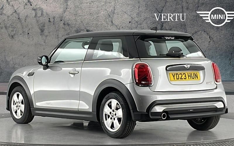 Used Mini Cooper Classic 136 HP (100 kW) 2022 Silver Hatchback