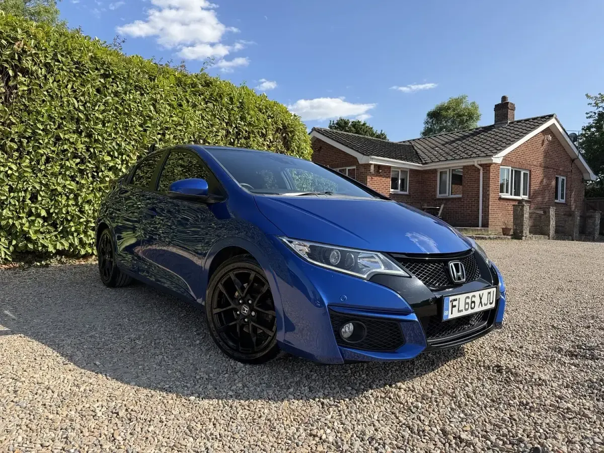 Used Honda Civic Sport 120 HP (88 kW) 2016 Blue Hatchback