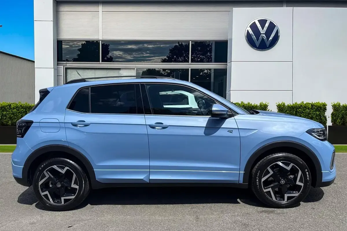 Used VW T-Cross R-line 115 HP (84 kW) 2025 Blue SUV