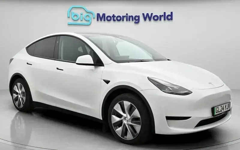 Used Tesla Model Y Standard Range 219 kW (299 HP) 2024 SUV