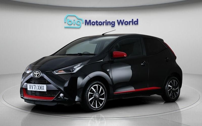Used Toyota Aygo Trend 72 HP (52 kW) 2021 Black Hatchback