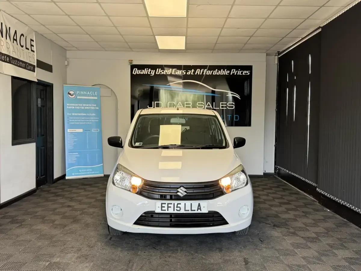 Used Suzuki Celerio 68 HP (50 kW) 2015 White Hatchback