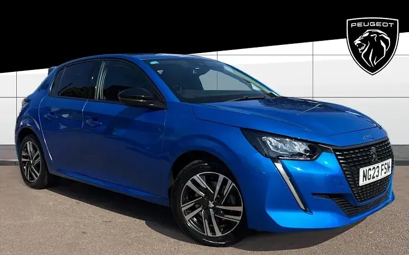Used Peugeot 208 Allure+ 102 HP (75 kW) 2023 Hatchback