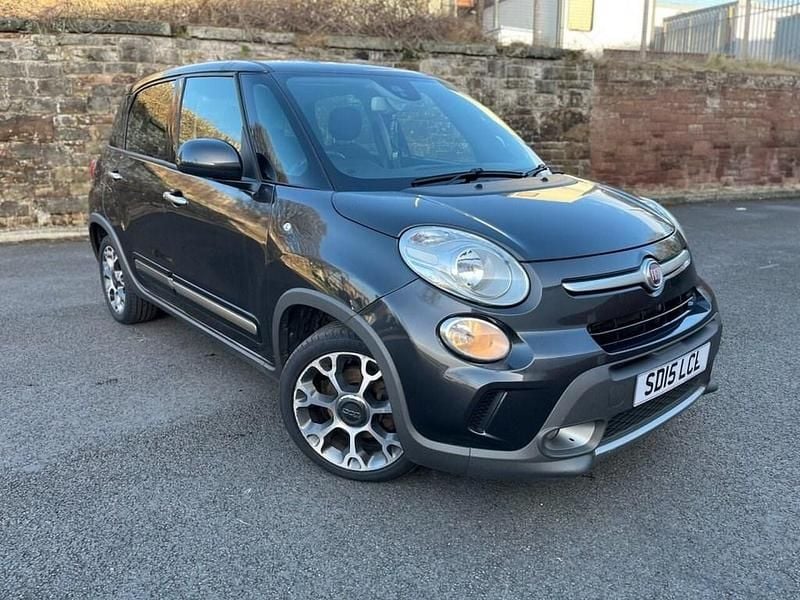 Used Fiat 500L Trekking 95 HP (69 kW) 2015 Grey MPV