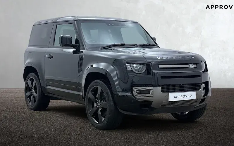 Used Land Rover Defender HSE Dynamic 300 HP (220 kW) 2024 SUV