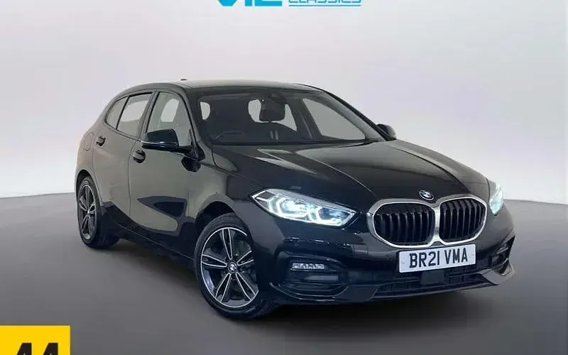 Used BMW 118 Sport Line 136 HP (100 kW) 2021 Hatchback