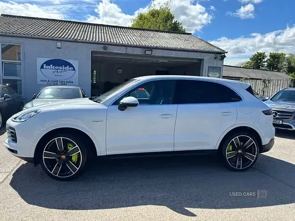 Używany Porsche Cayenne 2023 Biały SUV