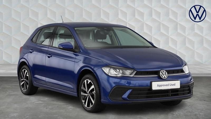 Used VW Polo Life 95 HP (69 kW) 2023 Blue Hatchback