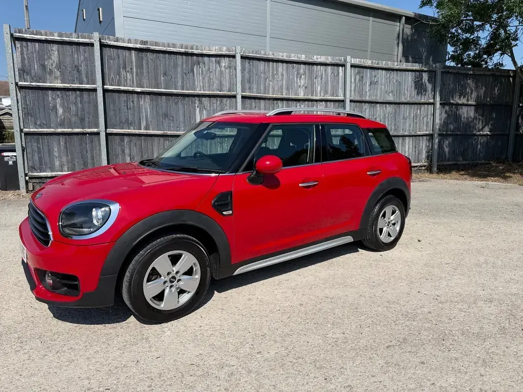 Used Mini Cooper Countryman Classic 136 HP (100 kW) 2018 Red SUV