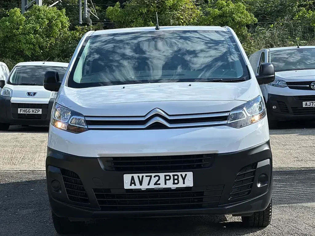 Used Citroën Dispatch 2022 White MPV