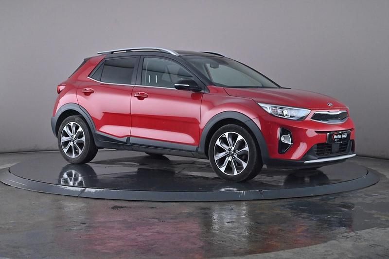 Red Used 2020 Kia Stonic 4 SUV | £14,545 (Fair price) - Image 1/4
