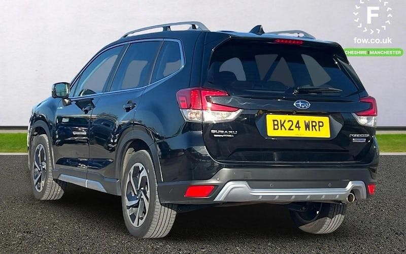 Used Subaru Forester Premium 150 HP (110 kW) 2024 Black SUV