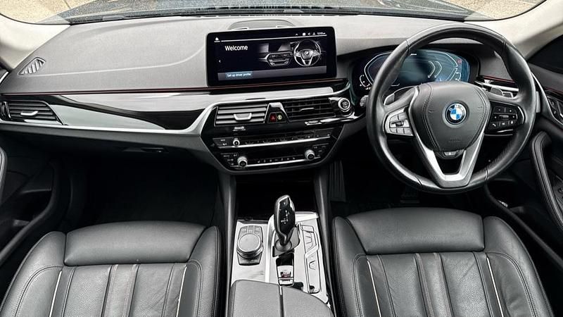 Used BMW 530e Comfort Edition 292 HP (214 kW) 2023 Black Sedan