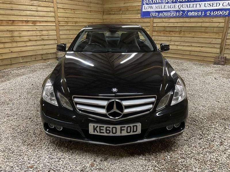 Used Mercedes E200 SE 185 HP (136 kW) 2010 Black Coupe