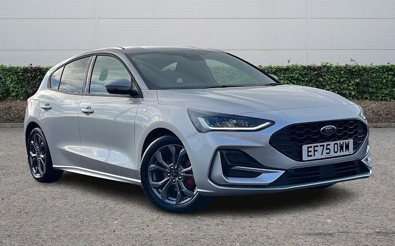 New Ford Focus ST-Line 155 HP (114 kW) 2025 Hatchback