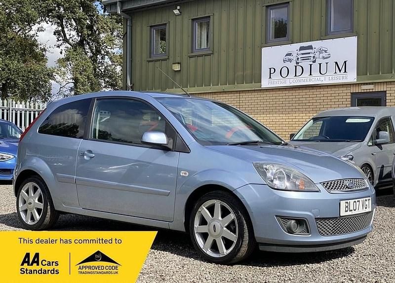 Used Ford Fiesta Zetec 2007 Blue Hatchback