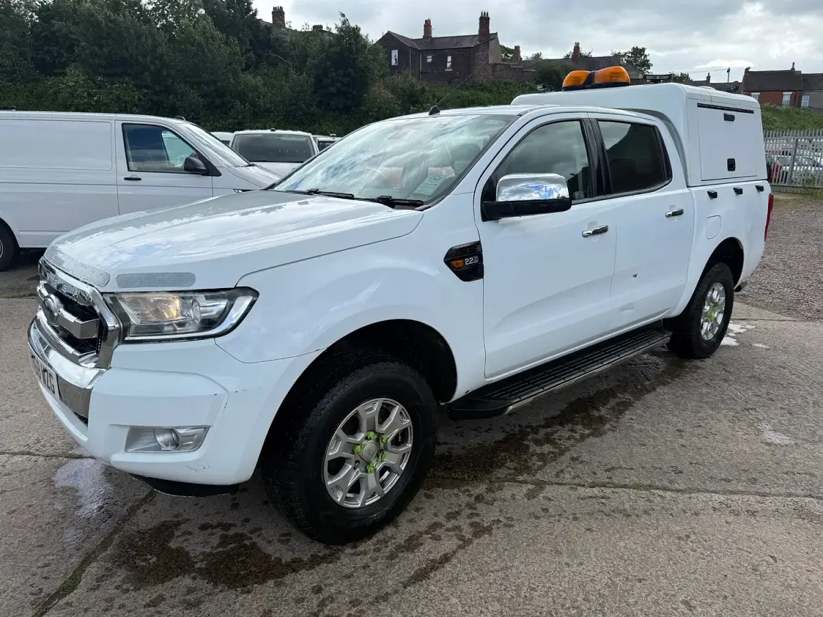 Used Ford Ranger XLT 160 HP (117 kW) 2018 White Pickup