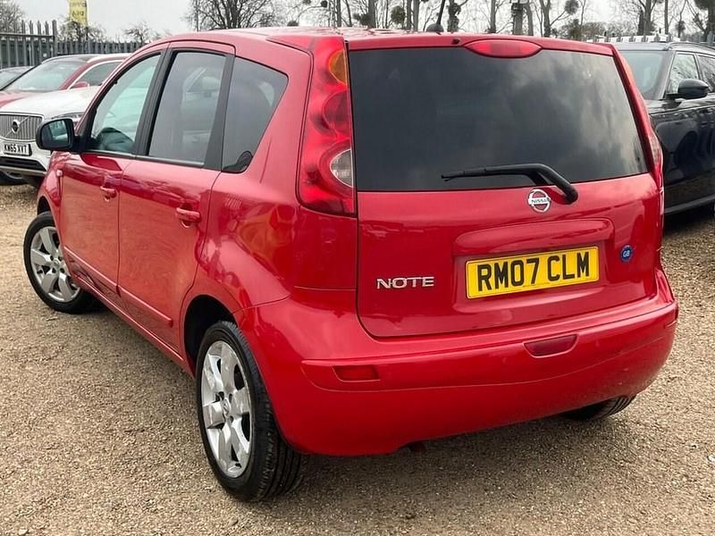 Used Nissan Note Tekna 110 HP (80 kW) 2008 Red Hatchback