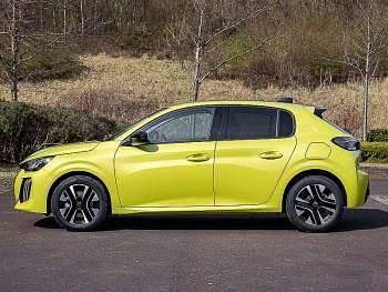 New Peugeot 208 Allure 110 HP (80 kW) 2026 Metallic  ageuda yellow Hatchback