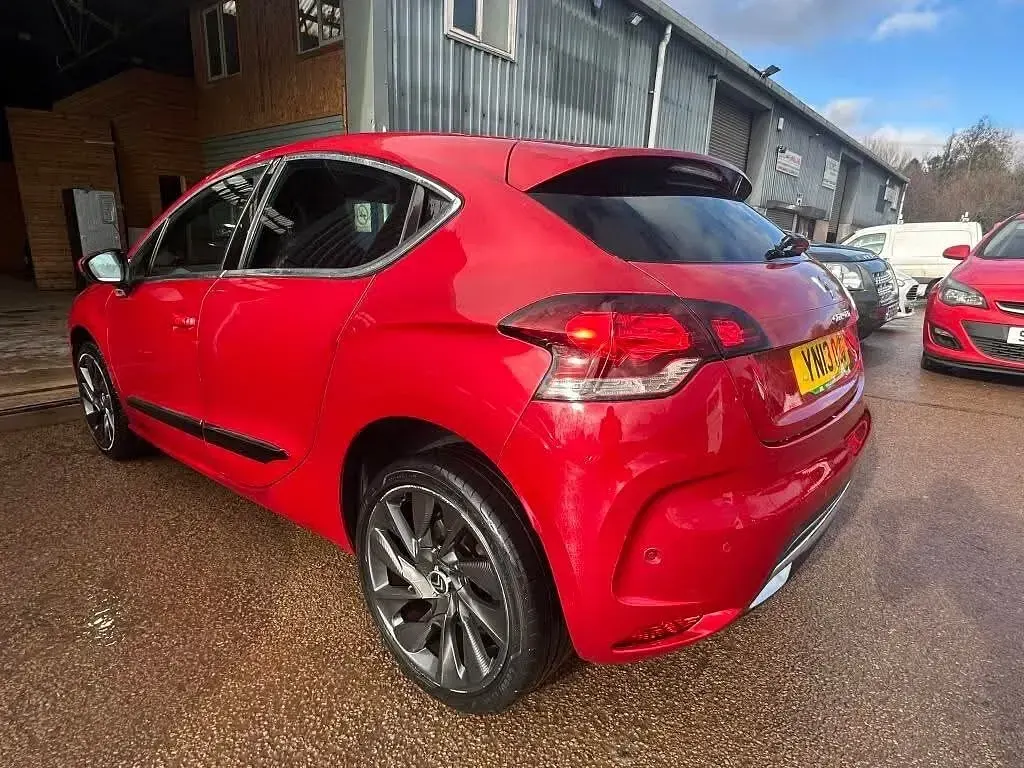 Used Citroën DS4 157 HP (115 kW) 2013 Red Hatchback