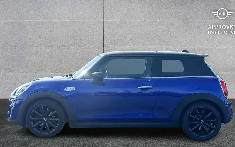 Used Mini Cooper S Classic 192 HP (141 kW) 2020 Blue Hatchback