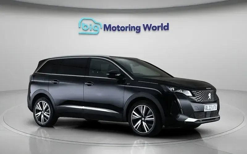 Used Peugeot 5008 Premium 131 HP (96 kW) 2022 Black SUV