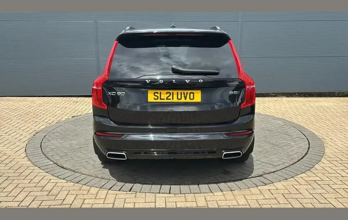 Used Volvo XC90 R-Design Pro 235 HP (172 kW) 2021 Black SUV