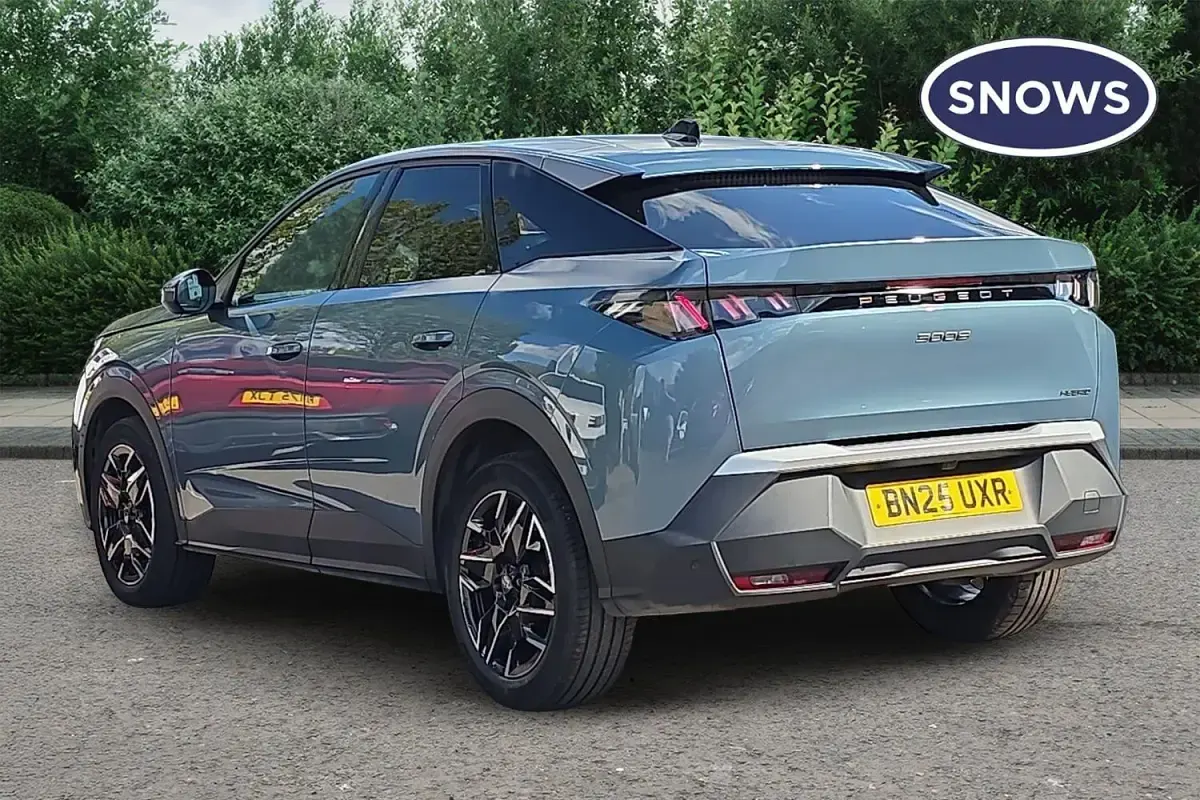 Used Peugeot 3008 Allure 136 HP (100 kW) 2025 Ingaro blue SUV