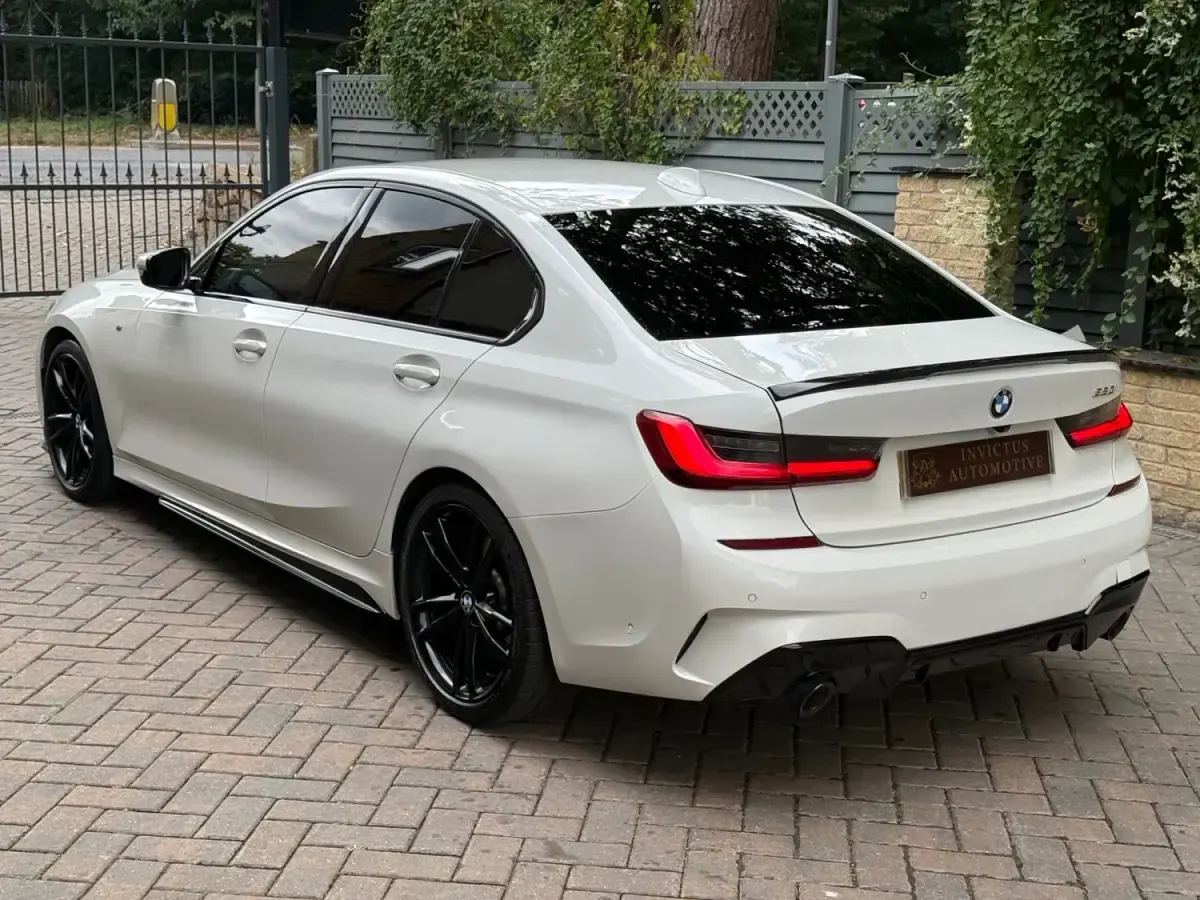 Usado BMW 330 M Sport 2019 Blanco Berlina