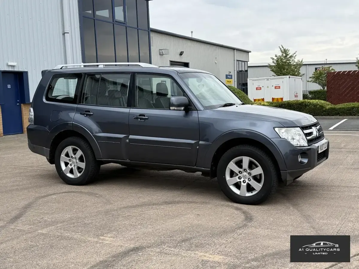 Used Mitsubishi Shogun 2008 Grey SUV