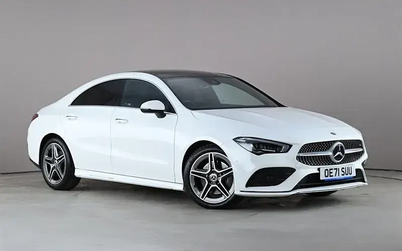 Gebraucht Mercedes CLA200 AMG Line Premium Plus 163 PS (119 kW) 2022 Limousine