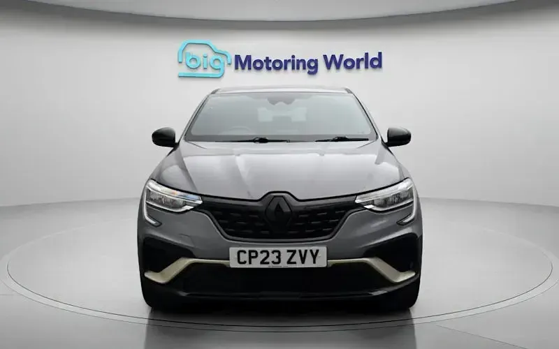 Used Renault Arkana Engineered 145 HP (106 kW) 2023 Grey SUV