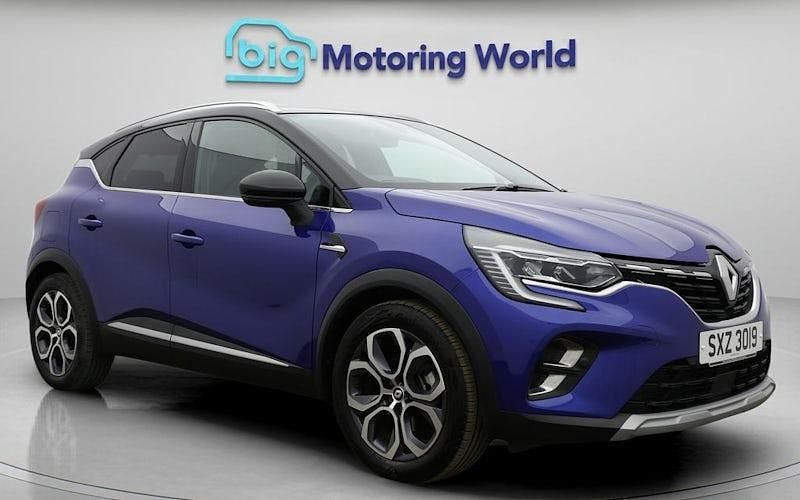 Second-hand Renault Captur Techno 143 CP (105 kW) 2023 Albastru SUV