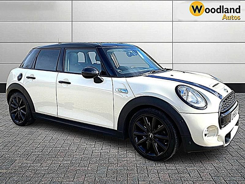 Used Mini Cooper S Hatch 2016 White Hatchback