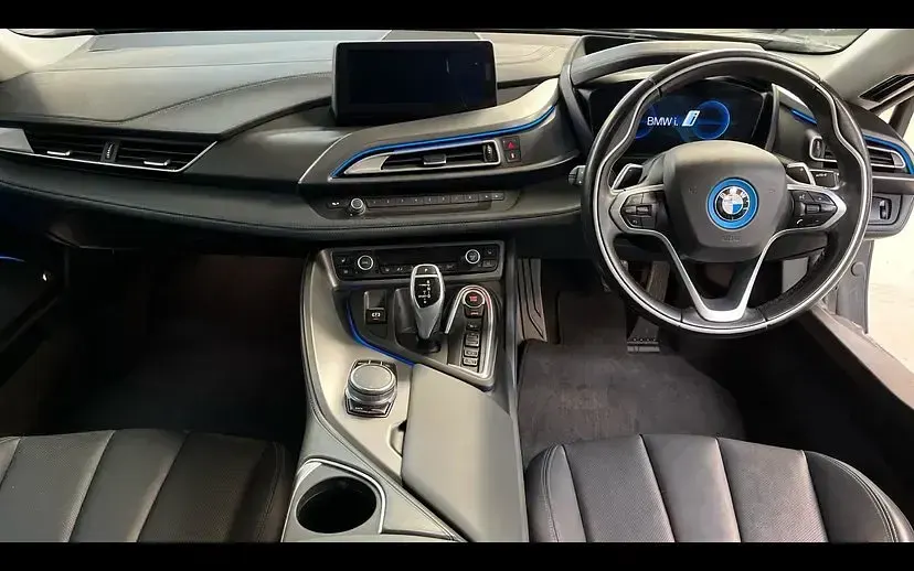 Used BMW i8 Comfort Edition 362 HP (266 kW) 2017 Sophisto grey / bmwi blue accent Coupe