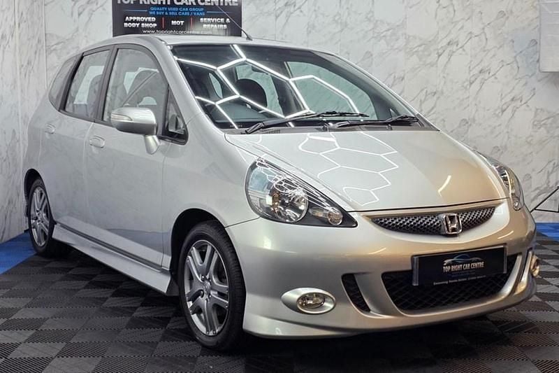 Used Honda Jazz Sport 82 HP (60 kW) 2007 Silver Hatchback